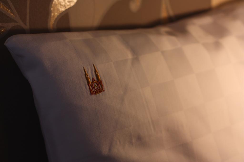 Dóm Hotel Szeged Buitenkant foto
